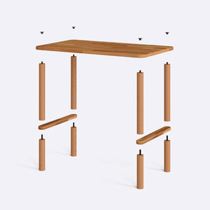 Lodrig Desk – 39" x 23" (100 x 58 cm)