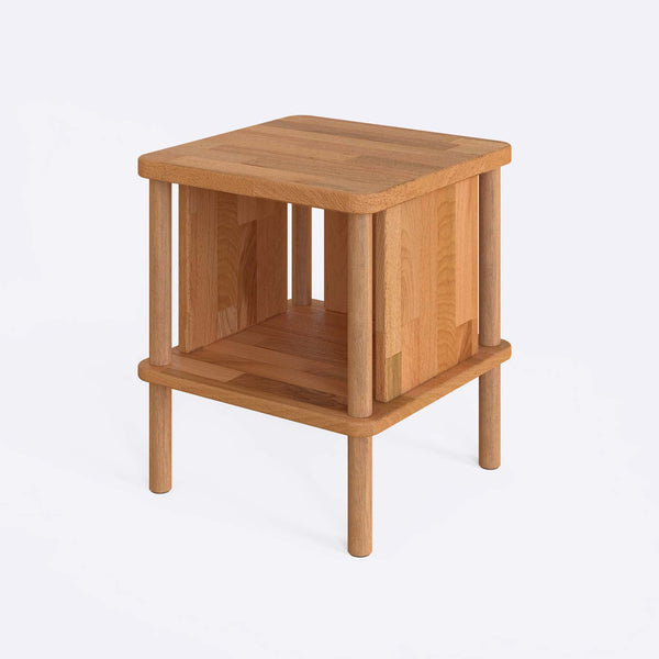 Eona Bedside Table – 15" x 15" (38 x 38 cm)
