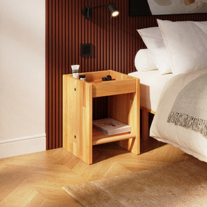 Lera Bedside Table – 15" x 15" (38 x 38 cm)