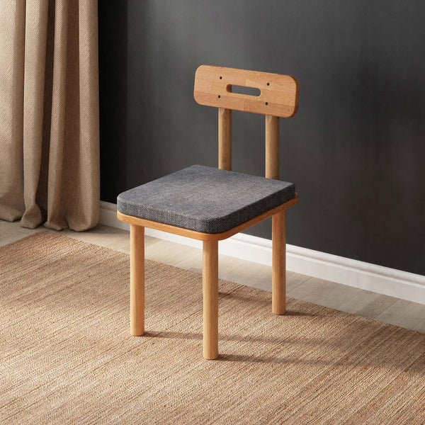Basic Chair