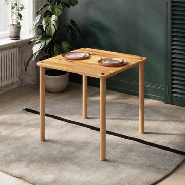 Gisa Dining Table – 31" x 31" (78 x 78 cm)