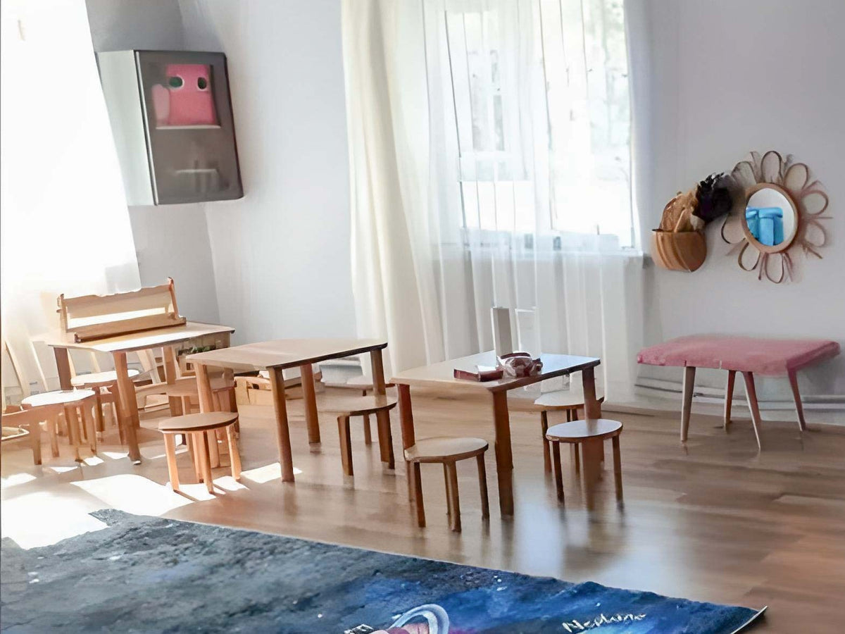 Kids room by Demontha, photographed in a finished room